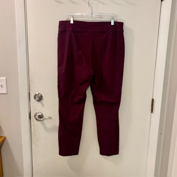 Signature Slimming by Christopher & banks Purple Rayon Nylon Stretch Pants Sz 14 - Picture 4 of 10
